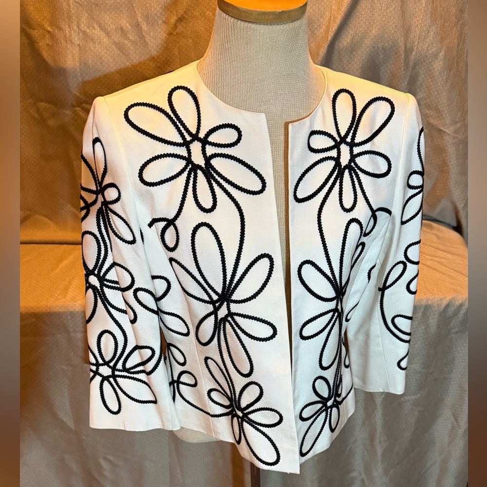 Kasper Cream Jacket with Black Embroidery